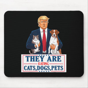 Lustig sie essen die Hunde die Katzen die Haustier Mousepad