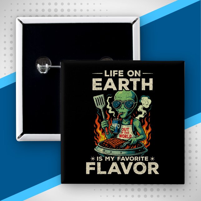 Lustige Alien-BBQ-Illustration Retro-Sci-Fi-Grilla Button (Von Creator hochgeladen)