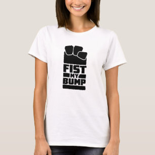 Lustige Alien-Raumdesign Faust Mein Bump T-Shirt