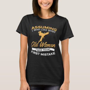 Lustige alte Frauen-Taekwondo-Liebhaber T-Shirt