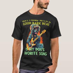 Lustige bellende Rockband mit Hund und elektrische T-Shirt