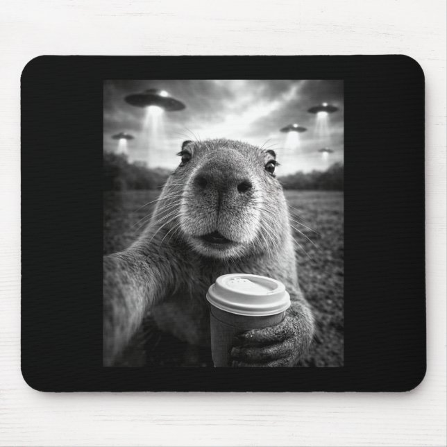 Lustige Capybara-UFO-Selfie-Alien-Meme  Mousepad (Vorne)