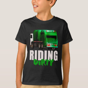 Lustige Fahrt Dreckiger Recycling-Müllwagen Erde D T-Shirt