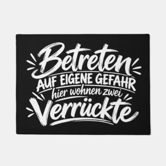 Lustige Fußmatte - hier wohnen zwei Verrückte 