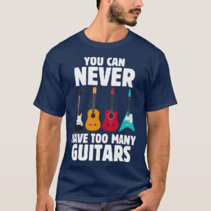 Lustige Gitarre. Man kann nie zu viele Gitarren ha T-Shirt