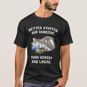 Lustige graue Katze schläft nach großem Essen Humo T-Shirt