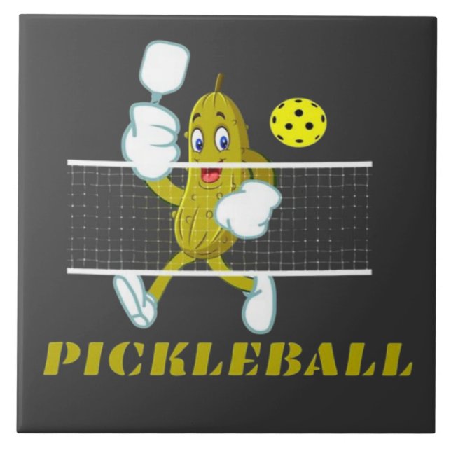 Lustige Gurke spielt Pickleball  Fliese (Vorderseite)