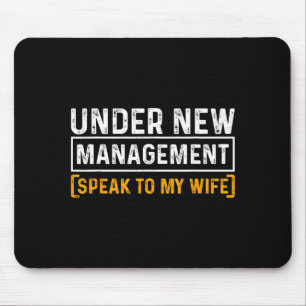 Lustige Hochzeit unter neuer Leitung - Frisch Verm Mousepad