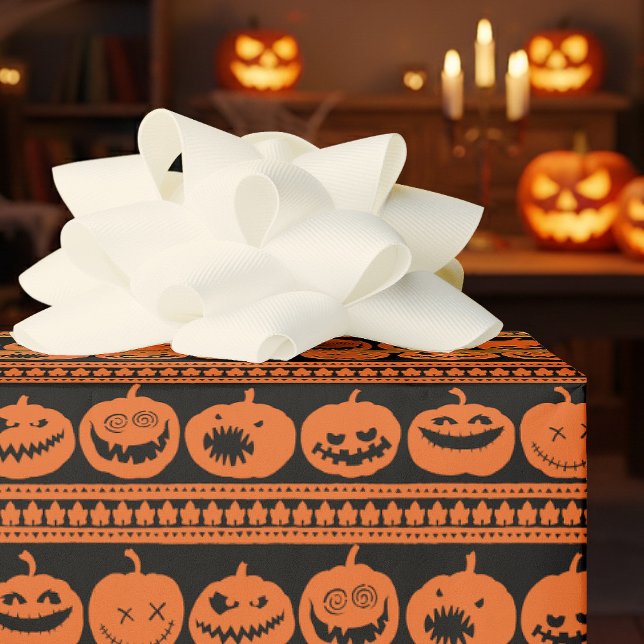 Lustige Jack O Lantern Halloween-Kürbismuster Geschenkpapier (Von Creator hochgeladen)