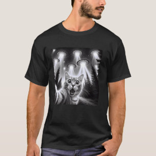 Lustige Katze Alien UFO Begegnung Sci-Fi Selfie T-Shirt
