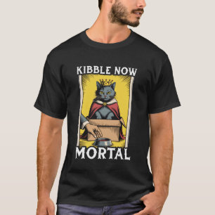 Lustige Katze in der Box frißt jetzt sterbliche Ka T-Shirt