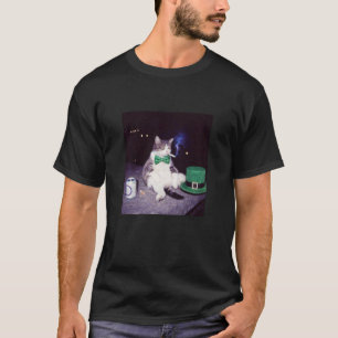 Lustige Katze raucht Zigarette Bier Gen Z St Patri T-Shirt