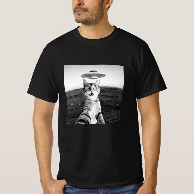 lustige Katze Selfie mit Alien UFO T-Shirt (Vorderseite)