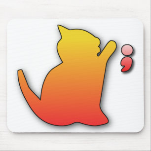 lustige Katze spielt Mousepad