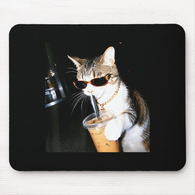 Lustige Katze trinkt Eiskaffee Humor Meme Kätzchen Mousepad (Vorne)