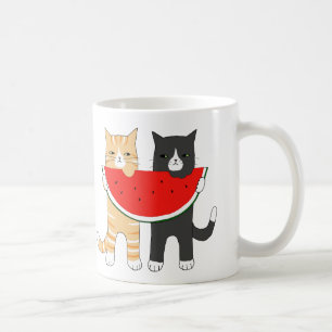 Lustige Katzen-TasseTabbytuxedo-Katze mit der Tasse