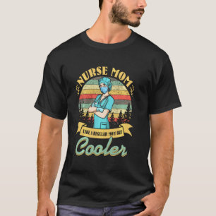 Lustige Krankenschwester-Mutter wie eine normale M T-Shirt