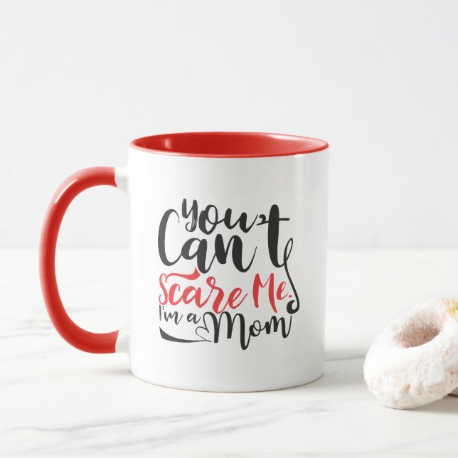 Lustige Mama-Schreck-Wortkunst  Tasse (Mit Donut)