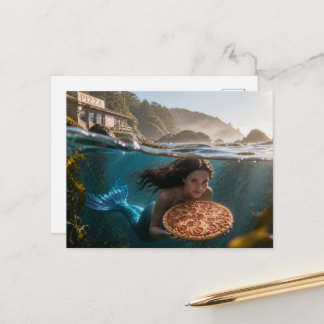 Lustige Meerjungfrau mit einer Pizza Postkarte