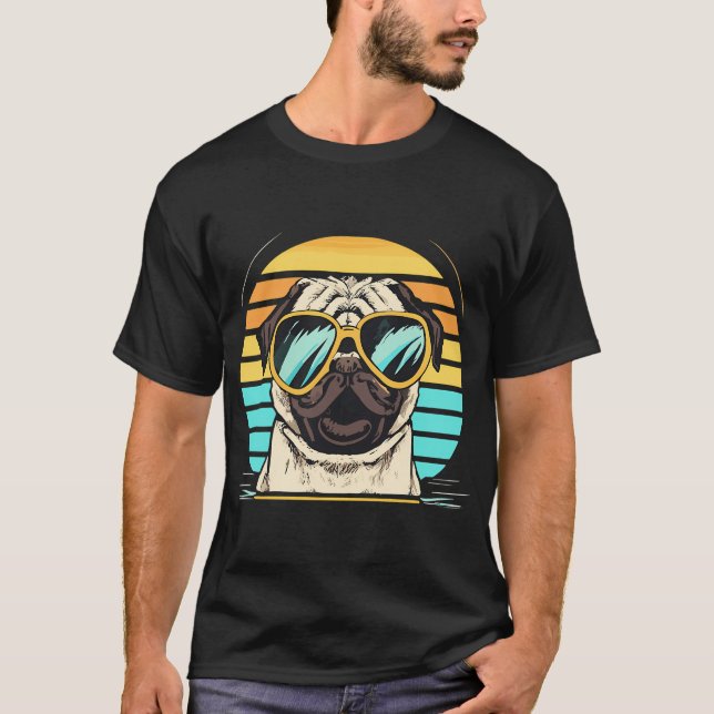Lustige Mops mit Brille T-Shirt (Vorderseite)