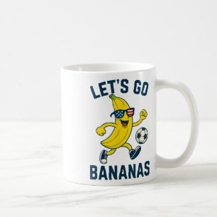 Lustige Nana-Fußball-Cartoon-Tritte Ll USA-Flagge Kaffeetasse