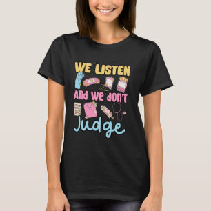 lustige niedliche Frauen, die wir hören und wir do T-Shirt
