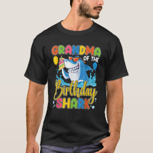 Lustige Oma des Hai-Geburtstags-Tierliebhabers B T-Shirt