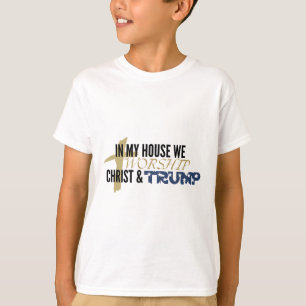 Lustige Parodie „Wir beten Christus und Trump an“ T-Shirt