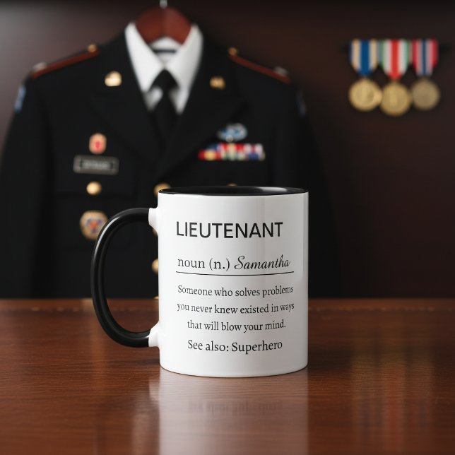 Lustige personalisierte Definition eines Leutnants Tasse (Von Creator hochgeladen)