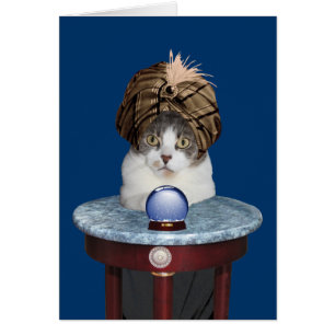 Lustige psychische Miezekatze, die an Sie denkt