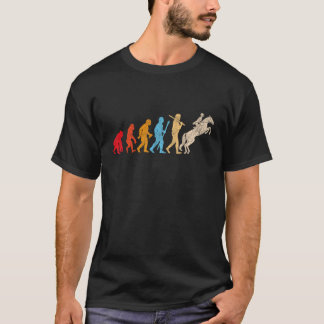 Lustige Retro-Evolution des Menschen, der auf eine T-Shirt