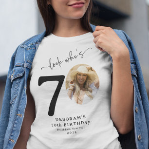 Lustige 'Schau wer 70 ist' Stylische 70. Geburtsta T-Shirt