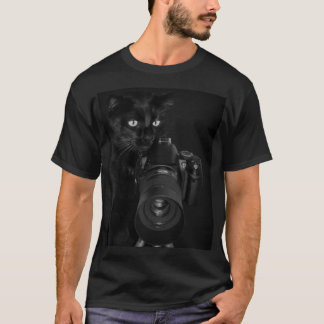 Lustige schwarze Katze mit der Kamera T-Shirt