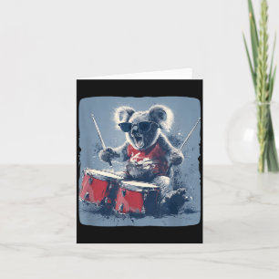 Lustige Sonnenbrille Koala-Bär mit Trommeln Grafik Karte