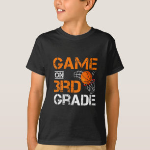 Lustige Spiele auf der dritten Klasse Sketll am er T-Shirt