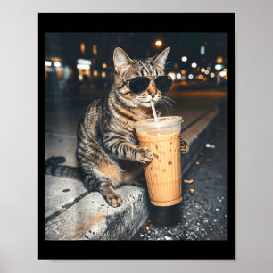Lustige Tier-Meme Katzen trinken eisgekühlten Kaff Poster