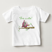 Lustige u. niedliche Eule auf einer Niederlassung