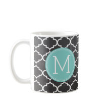Lustige Verordnungs-Kaffee-Tasse mit Monogramm