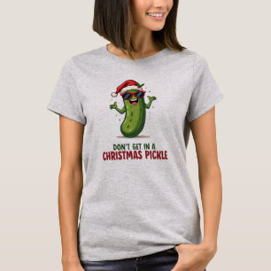 Lustige Weihnachtsgurke mit Santa-Hut T-Shirt