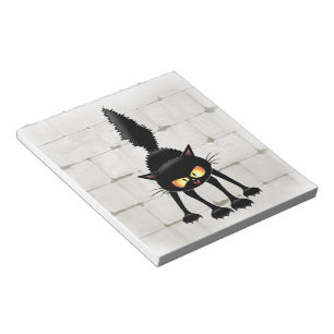 Lustige wilde schwarze Katzen-Cartoon Notizblock