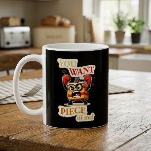 Lustige wütende Torte Scheibe bereit zu kämpfen Ca Kaffeetasse