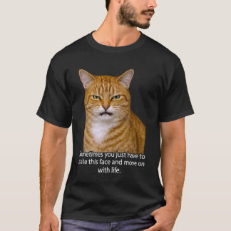 Lustige wütende verärgerte Katzen-Gesicht-Meme unb T-Shirt