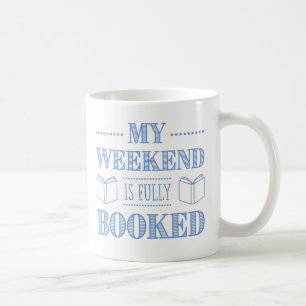 Lustige Zitate für Buchliebhaber in blauer Typogra Kaffeetasse