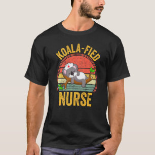 Lustige Zitate von examinierten Krankenschwestern T-Shirt