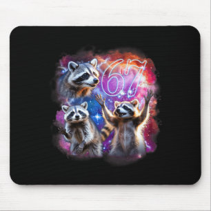 Lustiger 67 Meme Waschbär Heult den Mond an Sechs  Mousepad