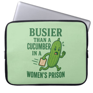 Lustiger als eine Gurke in einem Frauen-Gefängnis Laptopschutzhülle