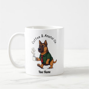 Lustiger Anatolischer Hirtenhund im Geschäftsanzug Kaffeetasse
