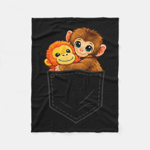Lustiger Babyaffe schlägt und Ora-Mama-Taschenmänn Fleecedecke
