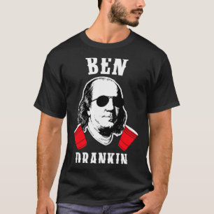 Lustiger Ben trinkt am 4. Juli Aviator Amerikanisc T-Shirt