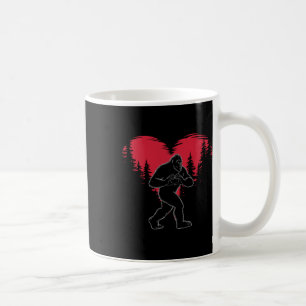 Lustiger Bigfoot in Liebesherzen Frohen Valentinst Kaffeetasse